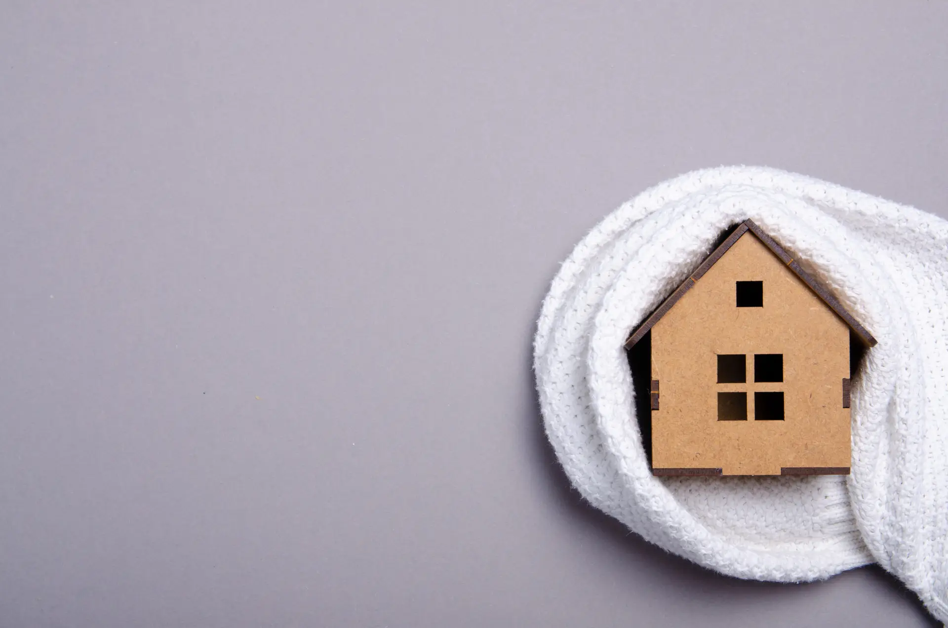 Wooden,House,Model,Warm,Heat,,Top,View.,Heating,Efficiency